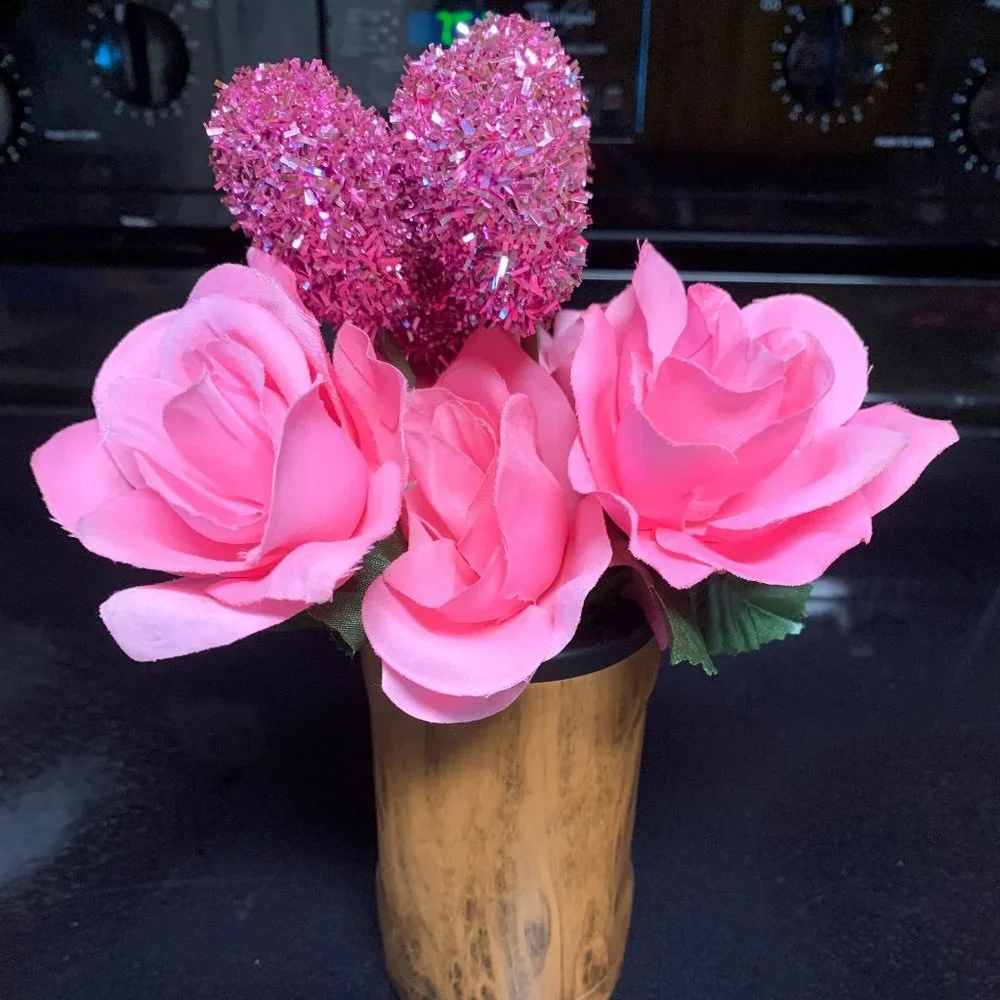 Pink Valentine Heart Rose bouquet